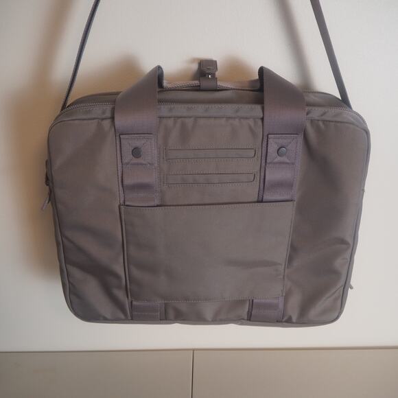 Dagne Dover Berlin Travel Brief Case in Ash 16" Laptop Bag Messenger Like New - Picture 13 of 16